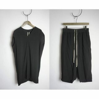 リックオウエンス(Rick Owens)の美品17SS リックオウエンス Tシャツ ショーツ セットアップ 黒1226N▲(セットアップ)