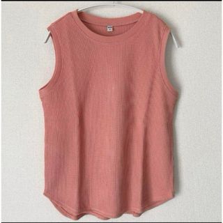 ユニクロ(UNIQLO)のUNIQLワッフルタンクトップ　ノースリーブTシャツ(Tシャツ(半袖/袖なし))