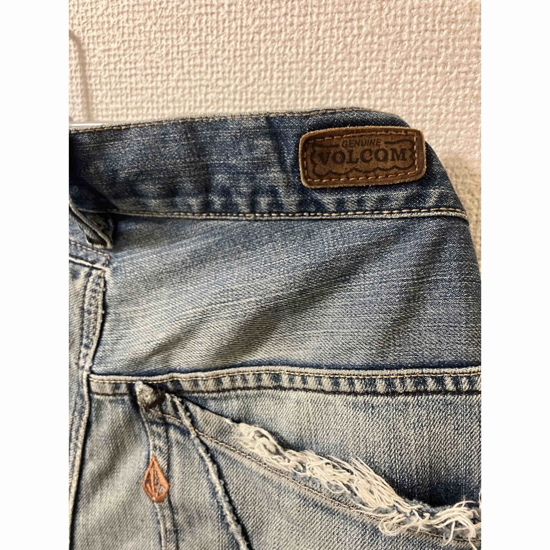 volcom(ボルコム)のVOLCOM JEANS W32 FABRIC MADE IN USA メンズのパンツ(ショートパンツ)の商品写真