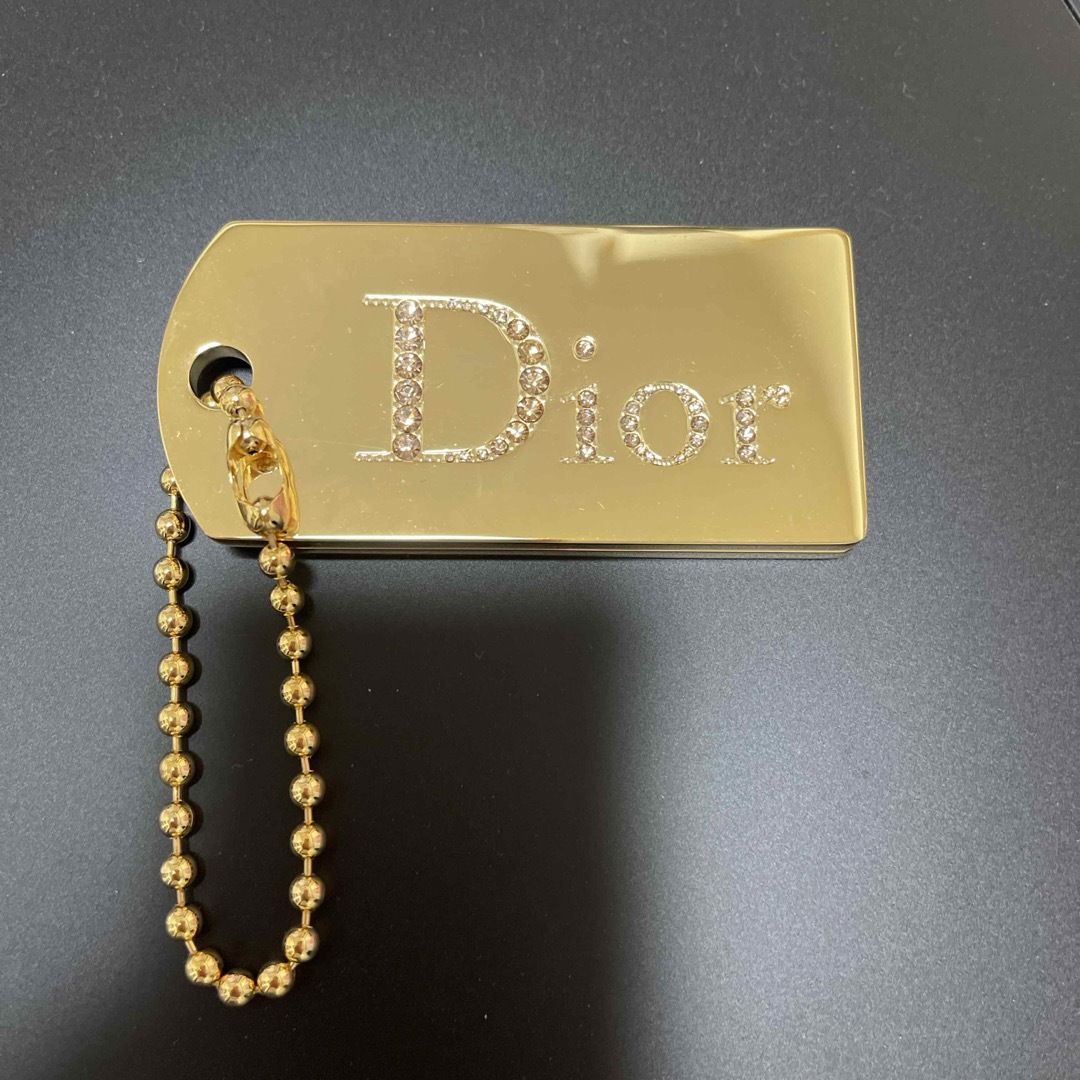 Dior(ディオール)のDiorスパークリングリップグロス新品未使用 コスメ/美容のベースメイク/化粧品(リップグロス)の商品写真