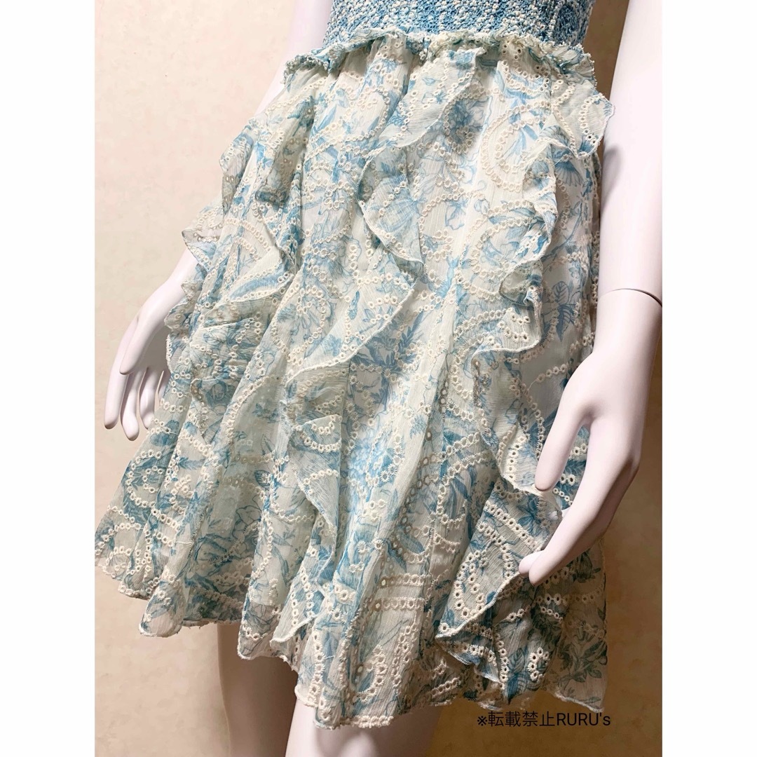 Alice+Olivia - 新品新作 alice+olivia アイレット刺繍×ラッフル Alice+Olivia - 新品新作 alice+olivia アイレット刺繍×ラッフル