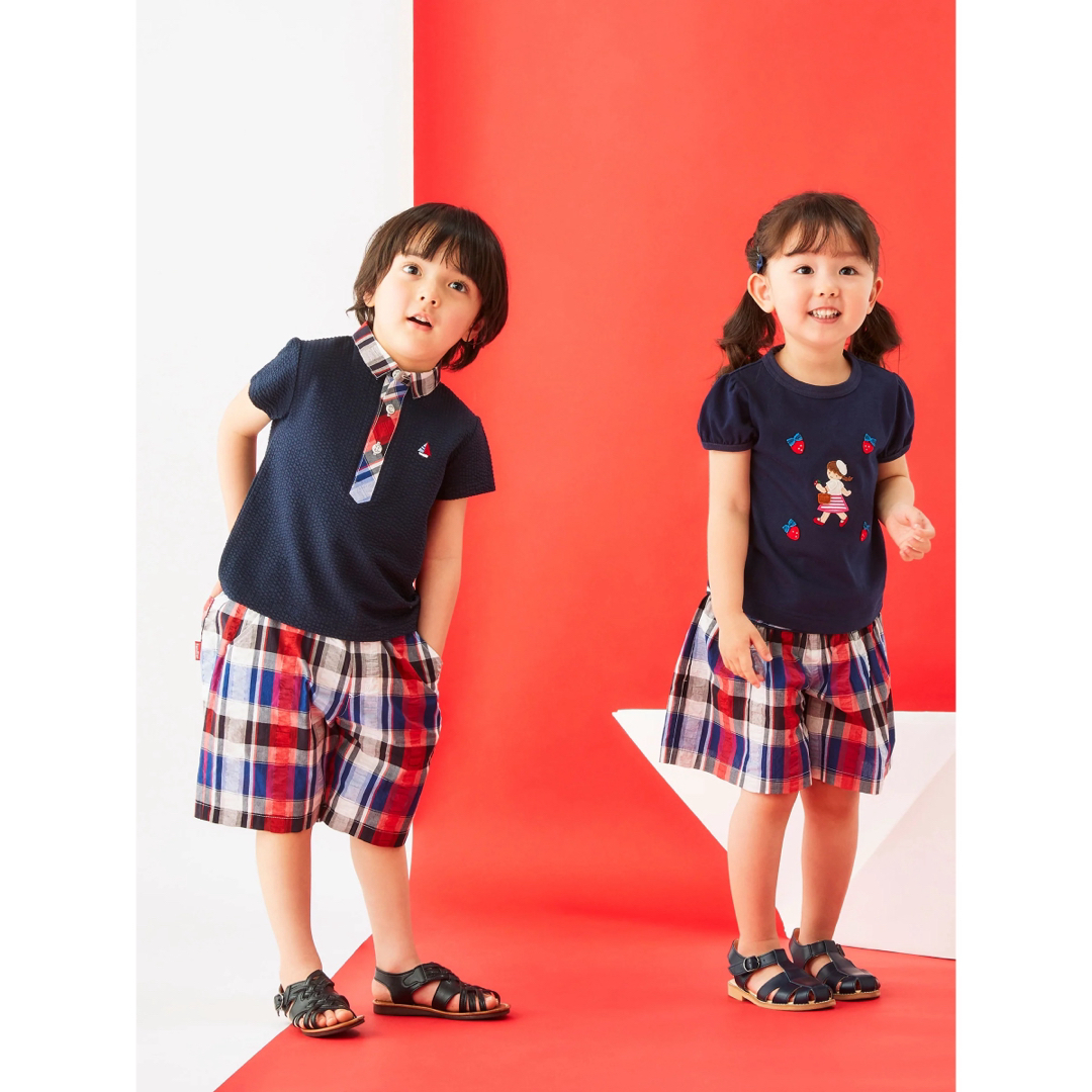 familiar(ファミリア)のfamiliar 半袖Tシャツ　100 キッズ/ベビー/マタニティのキッズ服女の子用(90cm~)(Tシャツ/カットソー)の商品写真