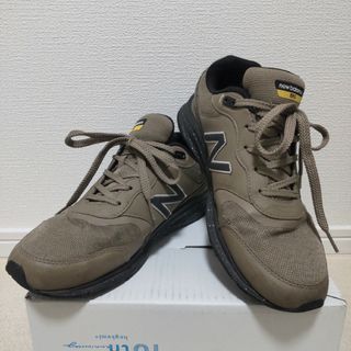 ニューバランス(New Balance)の●ニューバランス　MW880GT4　2E　27cm●ブラウン　匿名配送(スニーカー)