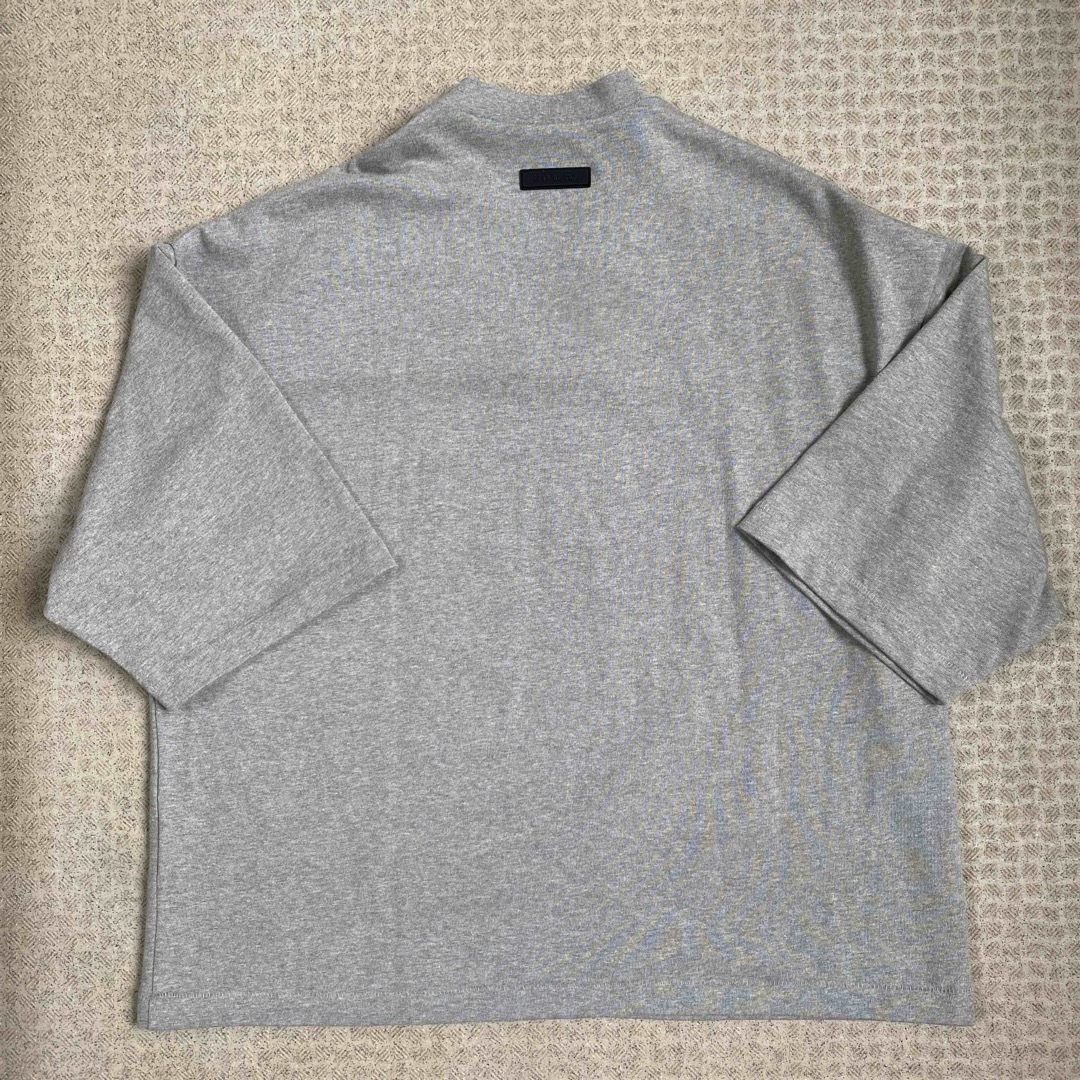 FEAR OF GOD(フィアオブゴッド)のfear of god essentials Football tee メンズのトップス(スウェット)の商品写真