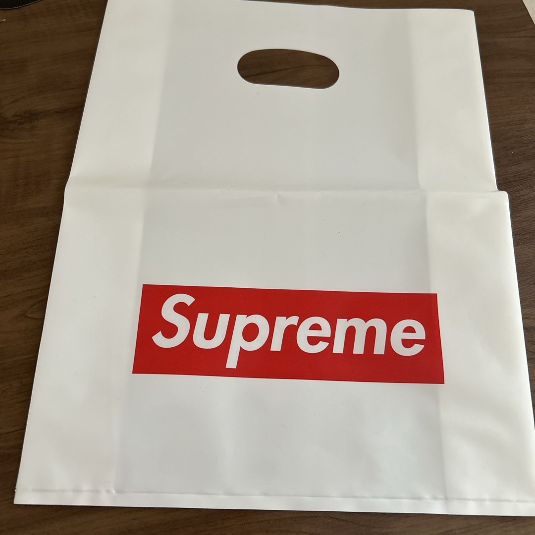 Supreme(シュプリーム)のsupreme 袋 メンズのファッション小物(その他)の商品写真