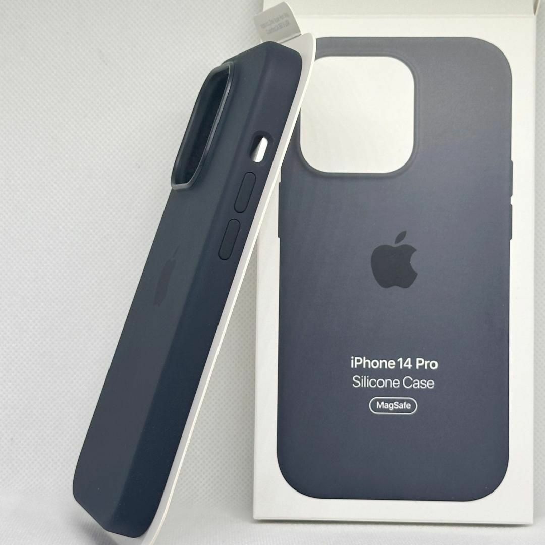 新品-純正互換品 iPhone14Pro シリコンケース-ミッドナイト スマホ/家電/カメラのスマホアクセサリー(iPhoneケース)の商品写真
