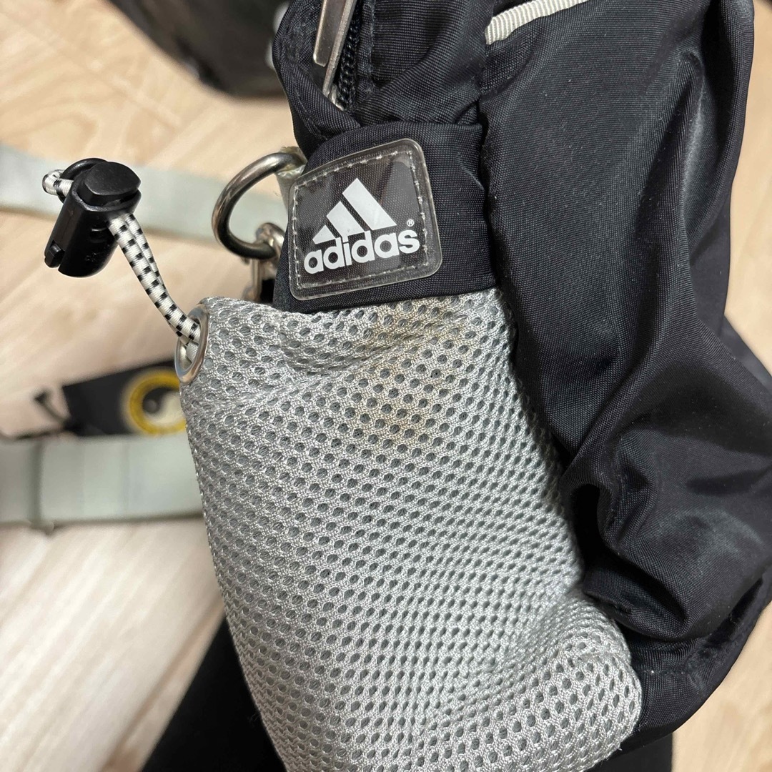 adidas(アディダス)のadidas かばん メンズのバッグ(ショルダーバッグ)の商品写真