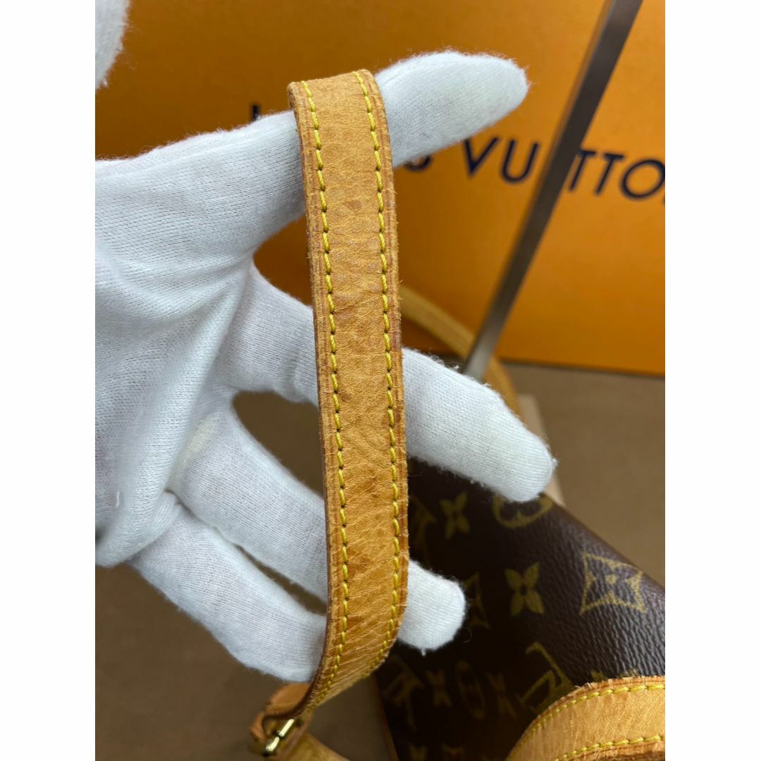 LOUIS VUITTON(ルイヴィトン)のルイ・ヴィトン タンブラン M51179 ブラウン モノグラム レディースのバッグ(ショルダーバッグ)の商品写真