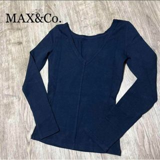 Max & Co. - 新品　MAX&Co.　Vネックトップス　ネイビー　カットソー　大人　綺麗目　◎