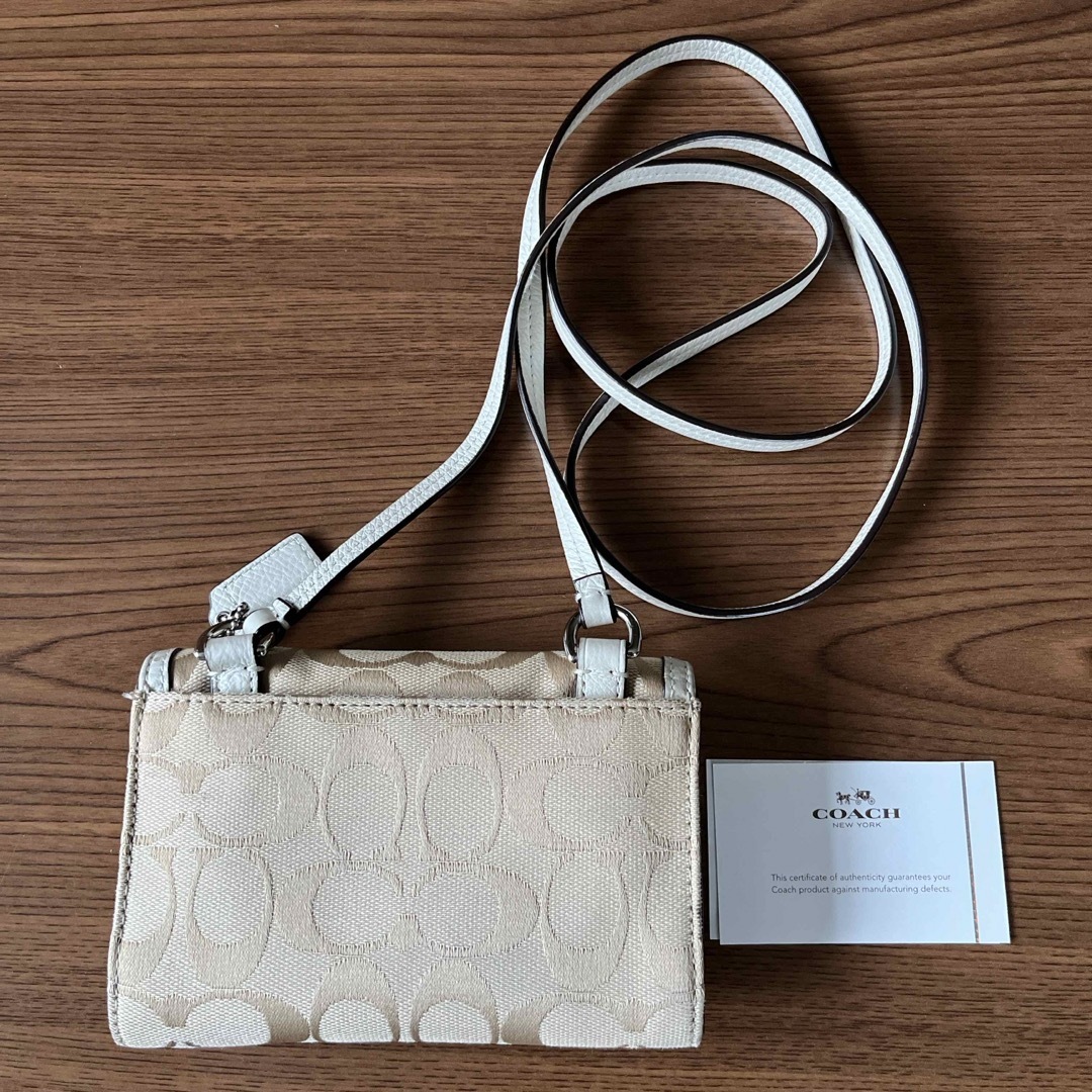 COACH(コーチ)のコーチ　お財布ポシェット レディースのバッグ(ショルダーバッグ)の商品写真