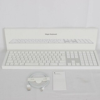 アップル(Apple)の【美品】Apple Magic Keyboard MQ052J/A シルバー テンキー付き JIS マジックキーボード アップル 本体(PC周辺機器)