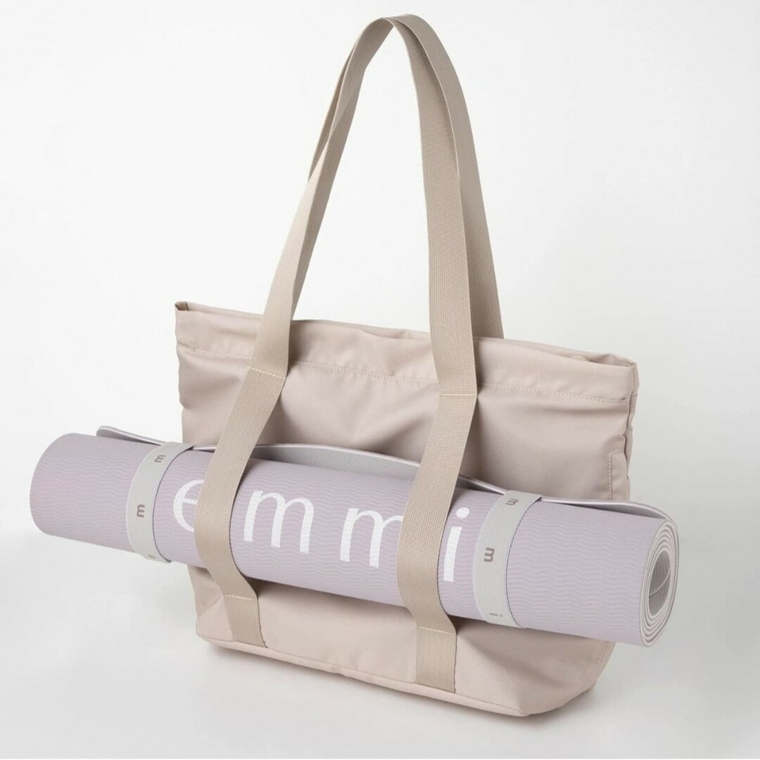 eimy istoire(エイミーイストワール)のemmi エミ アクティブトートバッグ ベージュ レディースのバッグ(トートバッグ)の商品写真