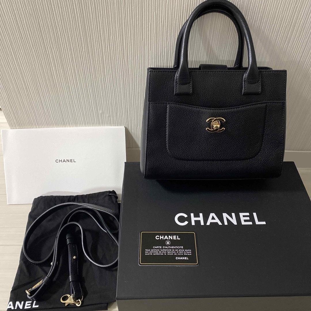 CHANEL(シャネル)の【送料無料】CHANELバック レディースのバッグ(ショルダーバッグ)の商品写真