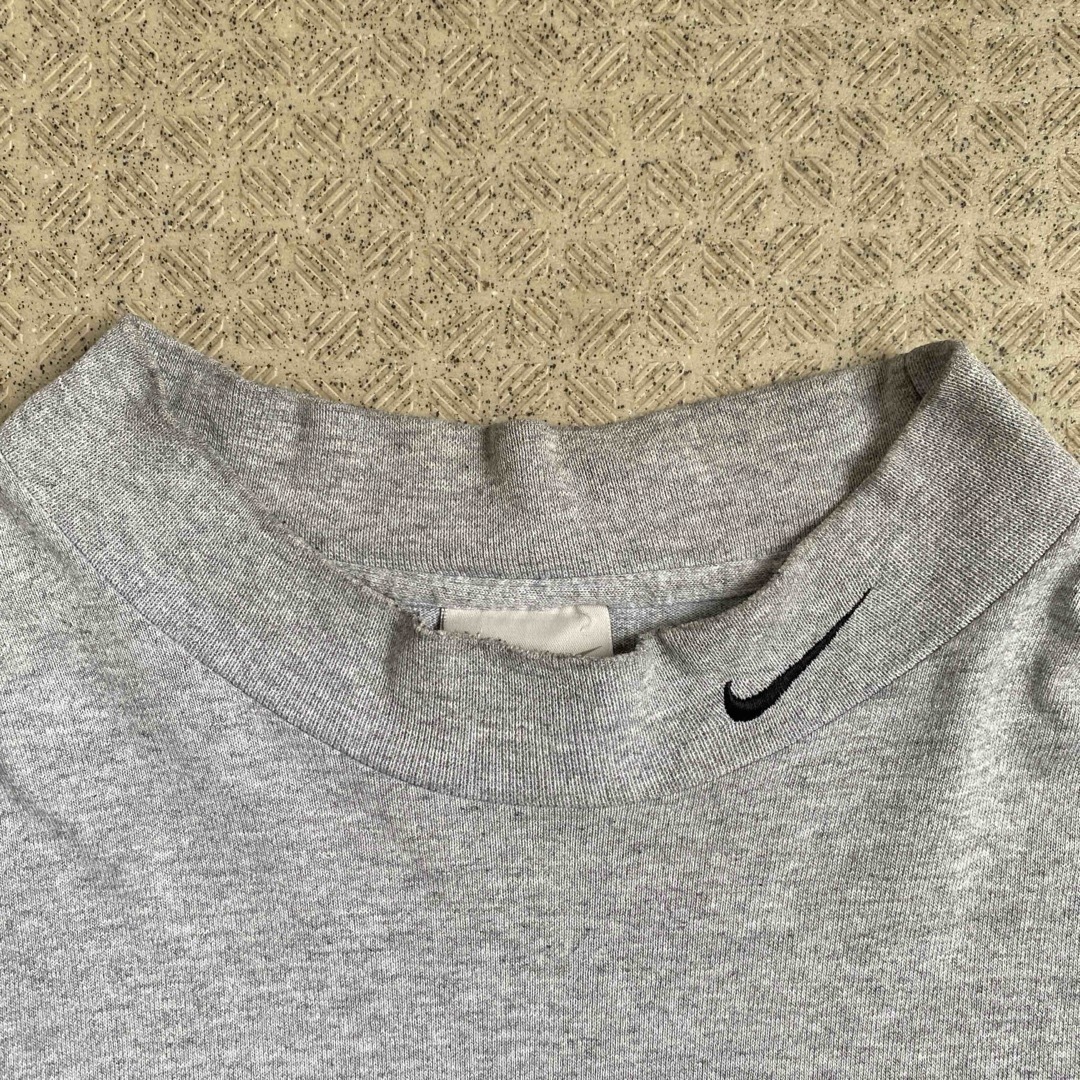 NIKE(ナイキ)の90s ヴィンテージ NIKE ナイキ モックネック aコムドットやまと着用 メンズのトップス(Tシャツ/カットソー(七分/長袖))の商品写真