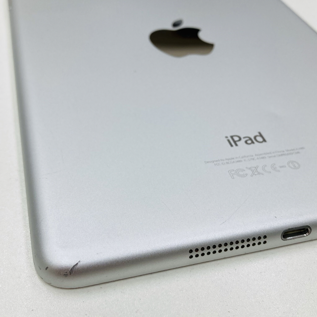 iPad(アイパッド)のApple Wi-Fiモデル iPad mini 2 （16GB） アイパッド スマホ/家電/カメラのPC/タブレット(タブレット)の商品写真