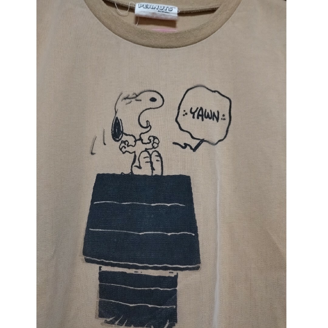 PEANUTS(ピーナッツ)のスヌーピーＴシャツ レディースのトップス(Tシャツ(半袖/袖なし))の商品写真
