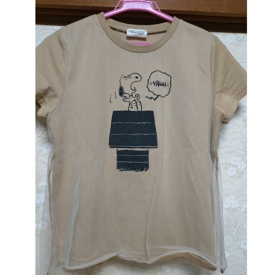 PEANUTS(ピーナッツ)のスヌーピーＴシャツ レディースのトップス(Tシャツ(半袖/袖なし))の商品写真