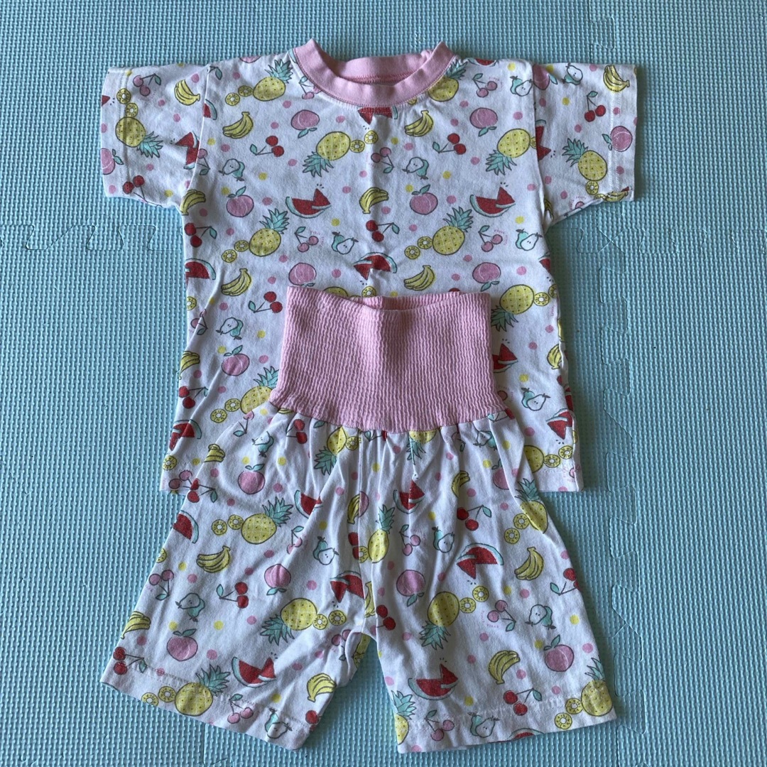 夏物　半袖　キッズ　パジャマ キッズ/ベビー/マタニティのキッズ服女の子用(90cm~)(パジャマ)の商品写真