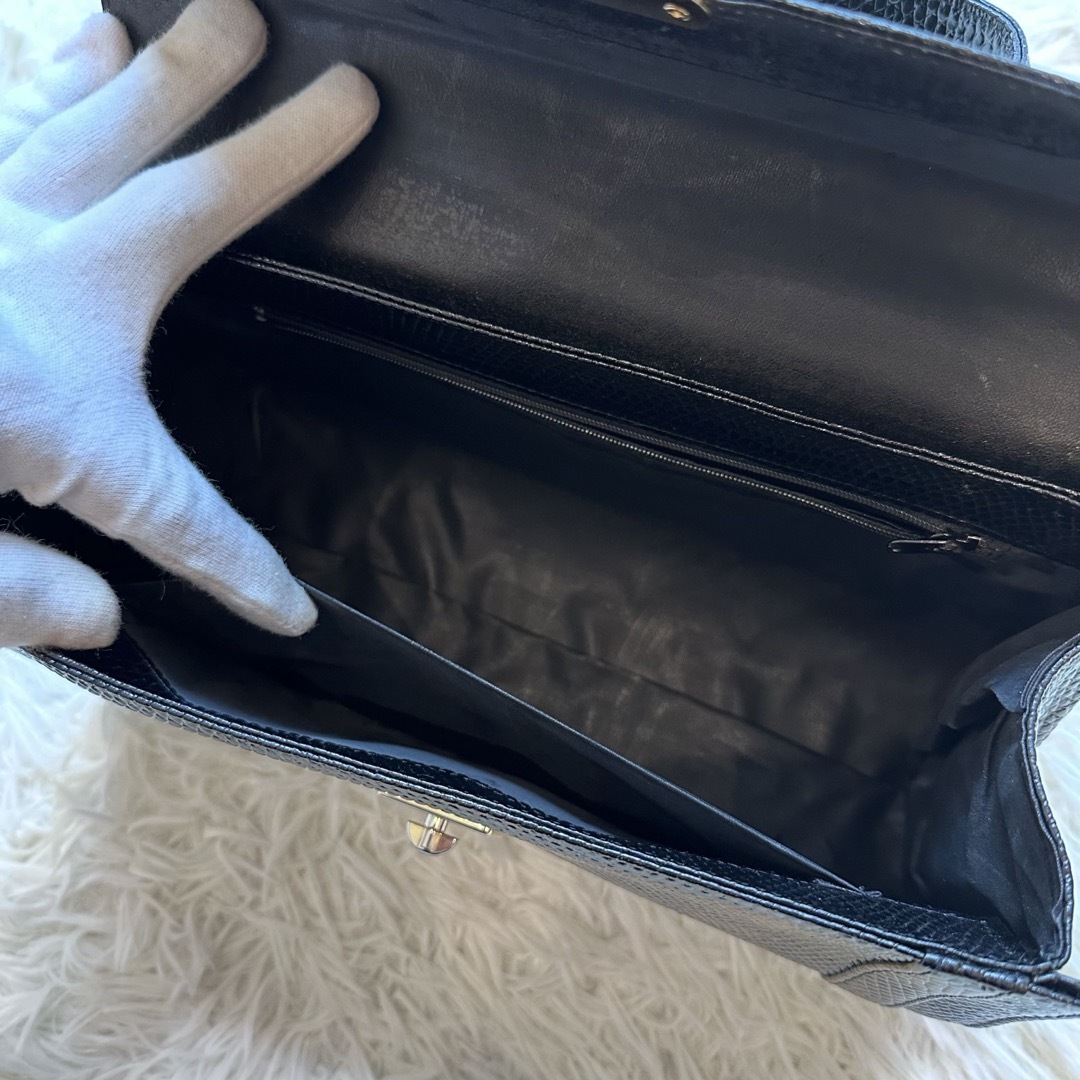 M&K ハンドバッグ フォーマルバッグ トカゲレザー 本革 ブラック 金具式 レディースのバッグ(ハンドバッグ)の商品写真