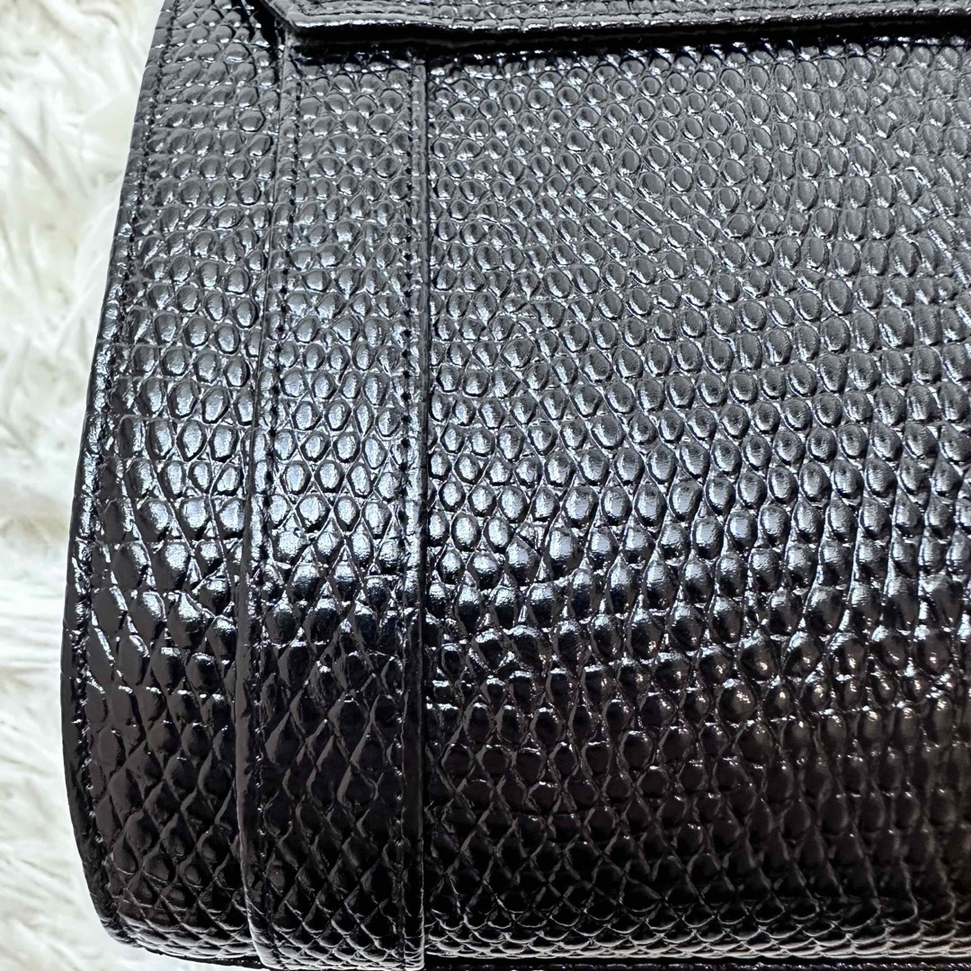 M&K ハンドバッグ フォーマルバッグ トカゲレザー 本革 ブラック 金具式 レディースのバッグ(ハンドバッグ)の商品写真