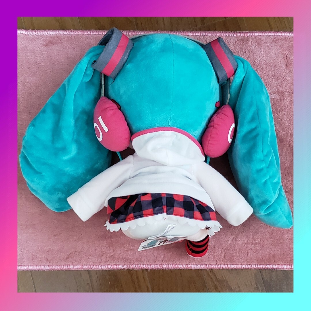 【グッズ】初音ミク 🎧 ぬいぐるみ エンタメ/ホビーのおもちゃ/ぬいぐるみ(ぬいぐるみ)の商品写真