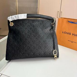 ルイヴィトン(LOUIS VUITTON)の【極美品】 LOUIS VUITTONルイヴィトントートバッグ(ショルダーバッグ)