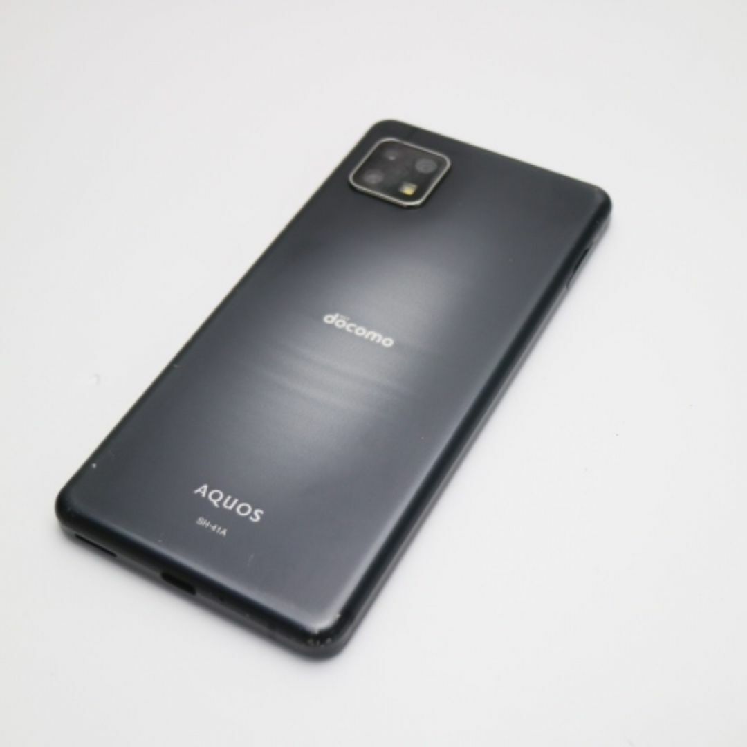 SHARP(シャープ)の良品中古 SH-41A AQUOS sense4 ブラック M555 スマホ/家電/カメラのスマートフォン/携帯電話(スマートフォン本体)の商品写真