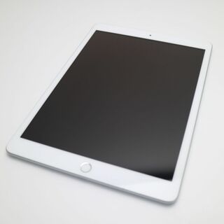 アイパッド(iPad)の超美品 iPad 第8世代 Wi-Fi 128GB  シルバー M555(タブレット)