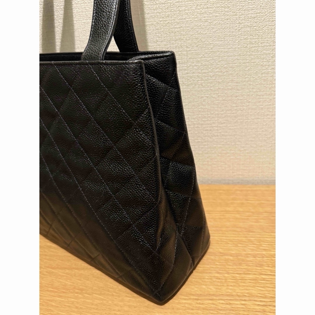 CHANEL(シャネル)の新品同様　シャネル CHANEL マトラッセ トートショルダー バッグ   レディースのバッグ(ショルダーバッグ)の商品写真