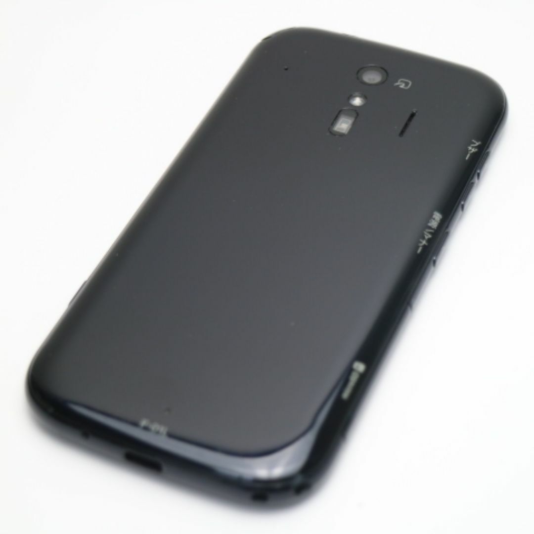 富士通(フジツウ)のF-01L らくらくスマートフォン me ブラック  M555 スマホ/家電/カメラのスマートフォン/携帯電話(スマートフォン本体)の商品写真