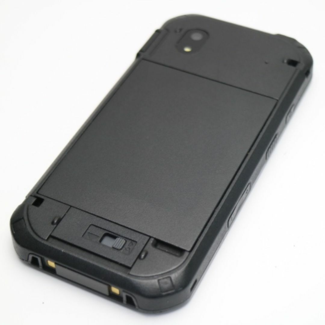 ANDROID(アンドロイド)のP-01K TOUGHBOOK ブラック  SIMロック解除済み M555 スマホ/家電/カメラのスマートフォン/携帯電話(スマートフォン本体)の商品写真