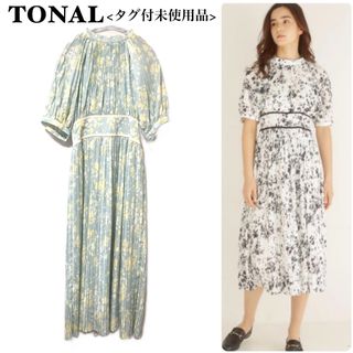 トーナル(TONAL)のトーナル/タグ付未使用品/ランダムプリーツ/ドットロングワンピース(ロングワンピース/マキシワンピース)