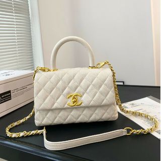 シャネル(CHANEL)のシャネルのハンドバッグノベルティブラック(ロングワンピース/マキシワンピース)