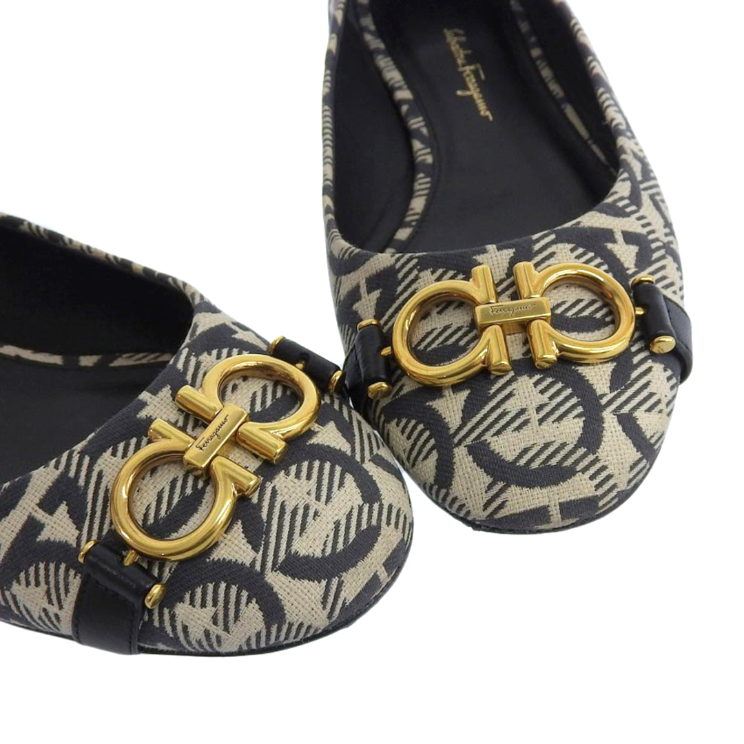 Salvatore Ferragamo - サルヴァトーレフェラガモ 美品 Salvatore Salvatore Ferragamo - サルヴァトーレフェラガモ 美品 Salvatore