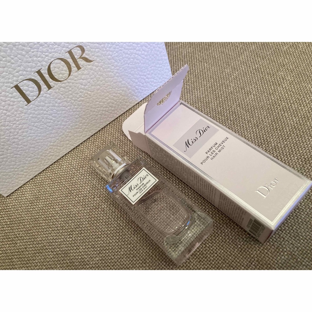 Dior(ディオール)の新品未使用　ディオール　ヘアミスト コスメ/美容のヘアケア/スタイリング(ヘアウォーター/ヘアミスト)の商品写真