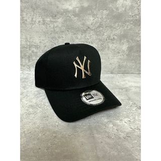 ニューエラー(NEW ERA)のニューエラ ニューヨークヤンキース シルバーメタルロゴ スナップバックキャップ(キャップ)