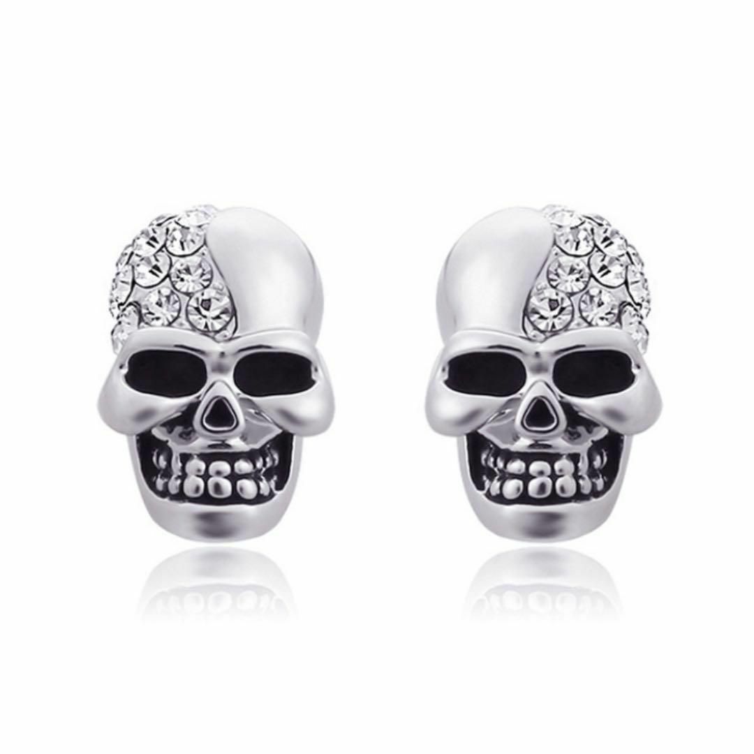 新品◆スカル　ドクロ　ピアス　 パンク　B系　ゴスロリ　ハロウィン　ユニセックス メンズのアクセサリー(ピアス(両耳用))の商品写真