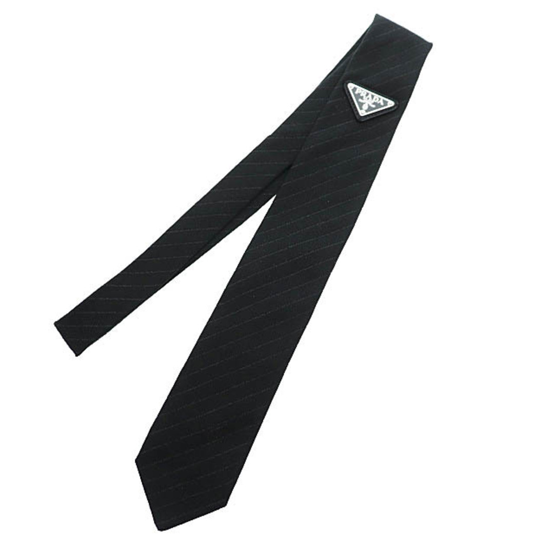 PRADA(プラダ)のプラダ PRADA ロゴ 三角プレート 斜めストライプ ネクタイ 黒 ブラック■ メンズのファッション小物(ネクタイ)の商品写真