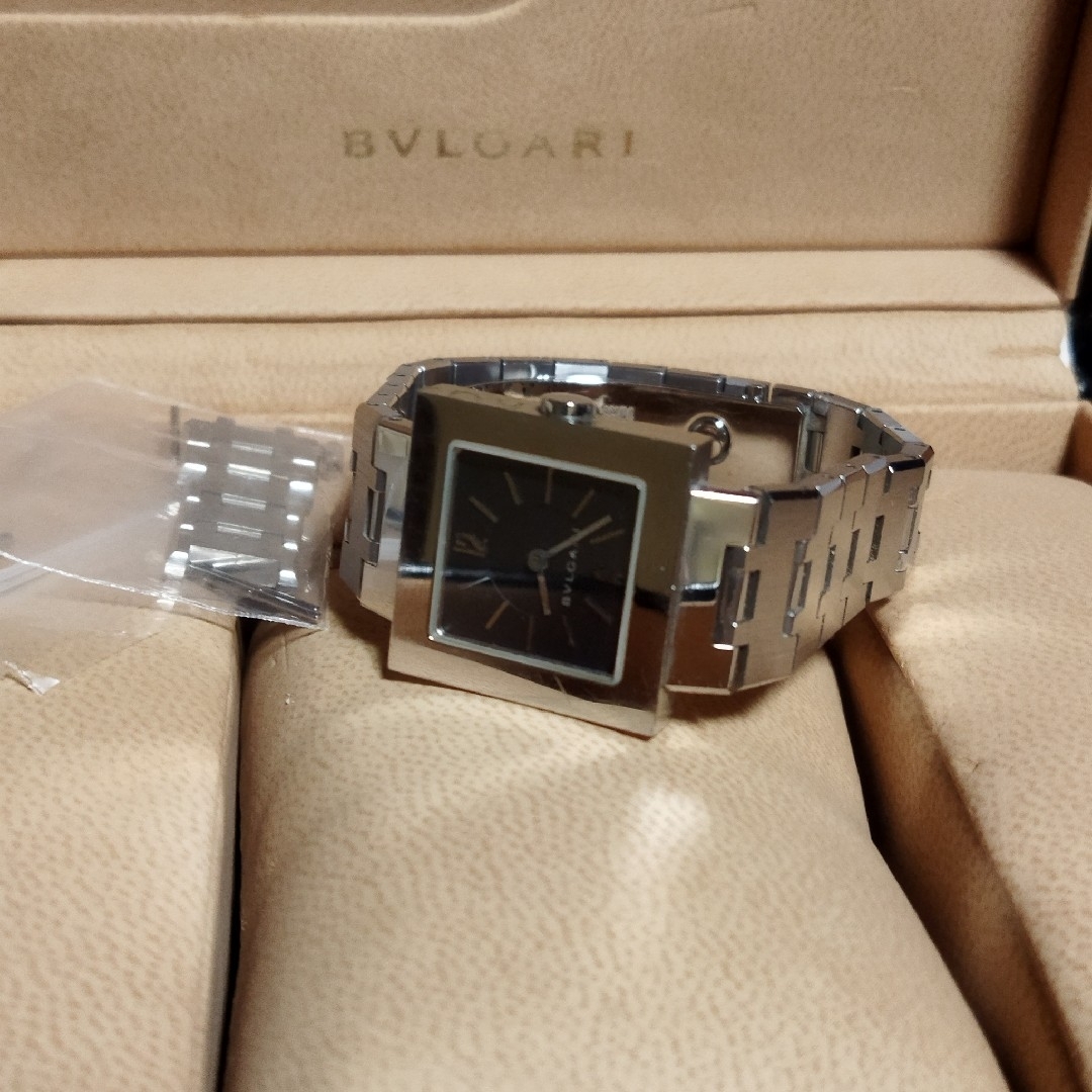 BVLGARI(ブルガリ)のブルガリ BVLGARI クアドラード 女性用腕時計 レディースのファッション小物(腕時計)の商品写真
