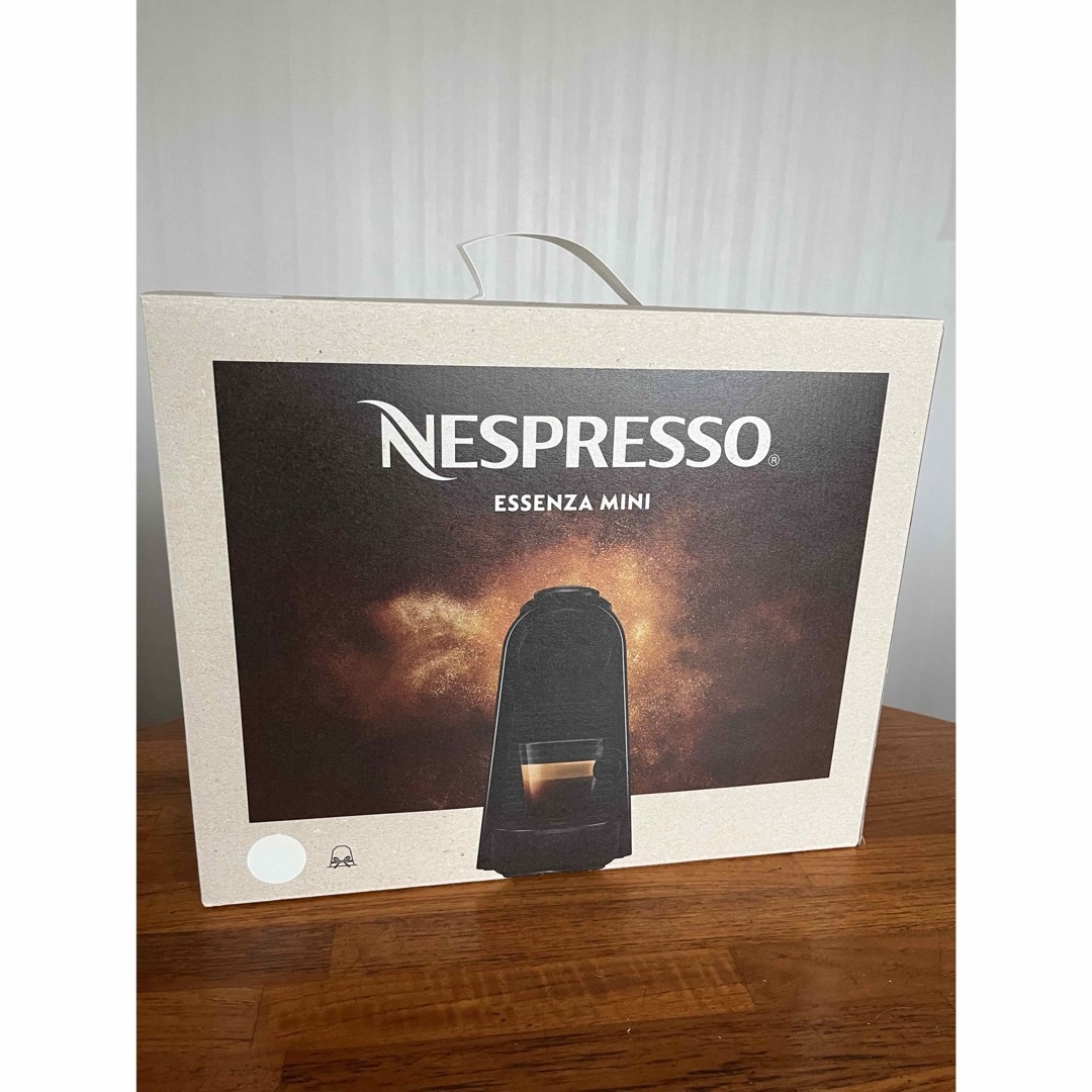 NESPRESSO(ネスプレッソ)のネスプレッソ エッセンサミニ コーヒーメーカー スマホ/家電/カメラの調理家電(コーヒーメーカー)の商品写真