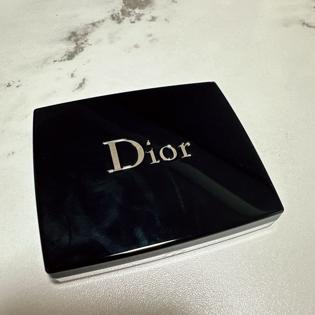 Dior(ディオール)のDior ルージュブラッシュ621 スプレンディッド ローズ サテン コスメ/美容のベースメイク/化粧品(チーク)の商品写真