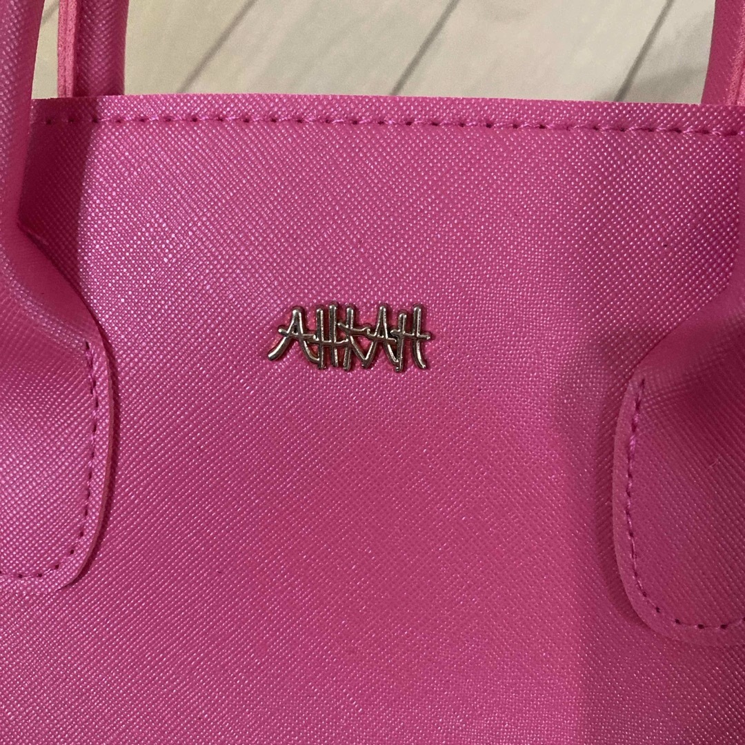 AHKAH(アーカー)のアーカー　ショルダーバッグ　手提げ鞄 レディースのバッグ(ショルダーバッグ)の商品写真