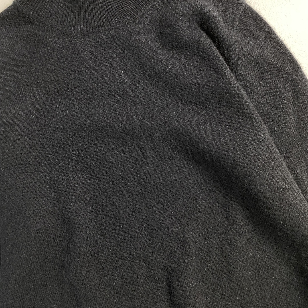 ヴィンテージ　カットソー　カシミヤ100%　半袖ニット　美品　黒　上品 レディースのトップス(カットソー(半袖/袖なし))の商品写真