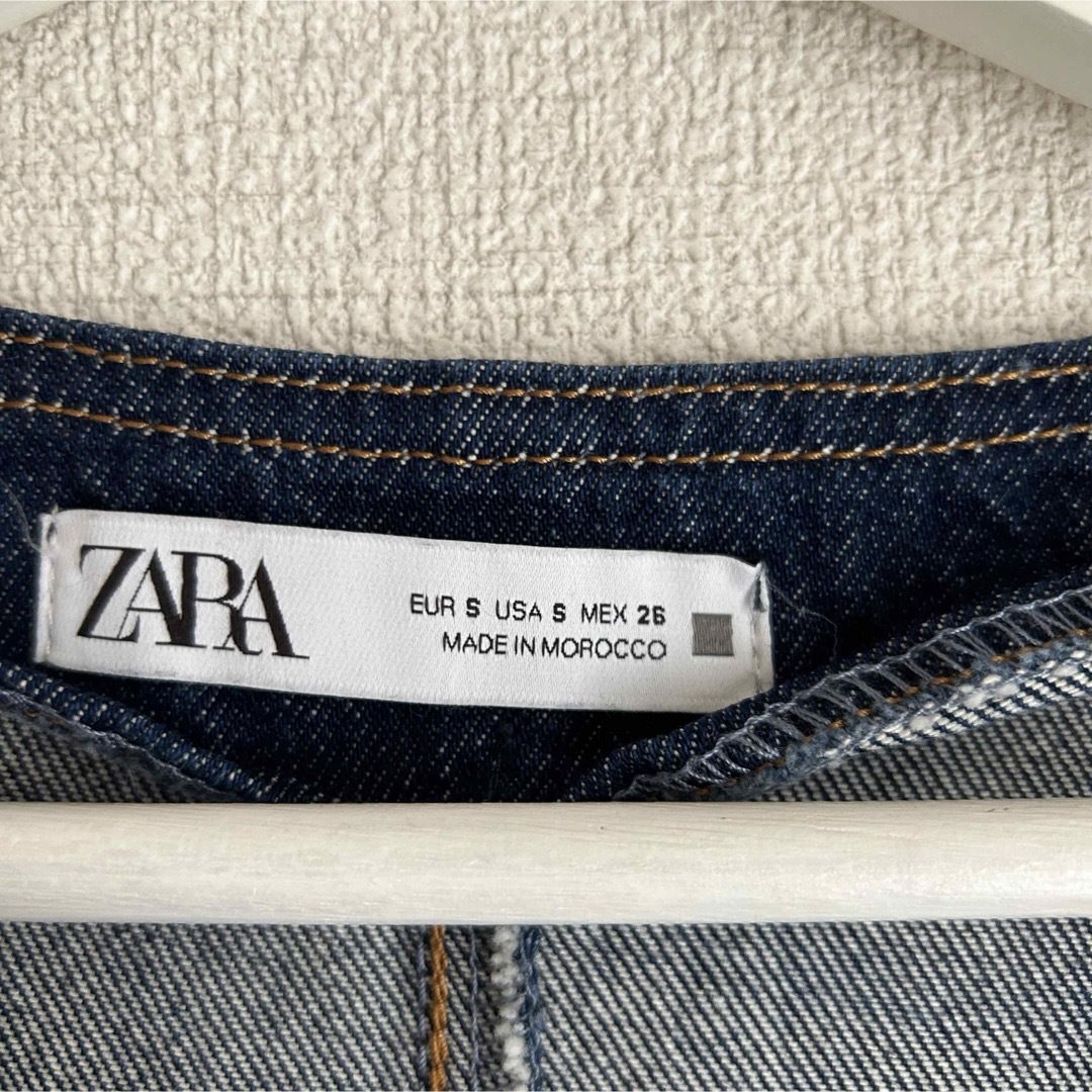 ZARA(ザラ)のZARA デニム ミディ ジャンパー スカート ジャンスカ ワンピース レディースのワンピース(ロングワンピース/マキシワンピース)の商品写真