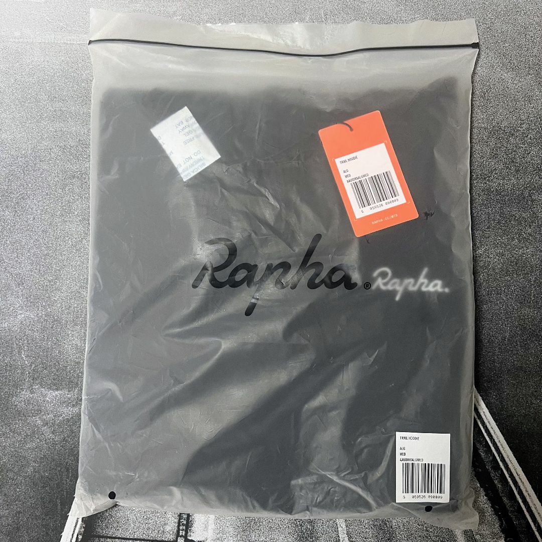 新品 Rapha メンズ トレイル フーディー ブラック/グレー スポーツ/アウトドアの自転車(ウエア)の商品写真