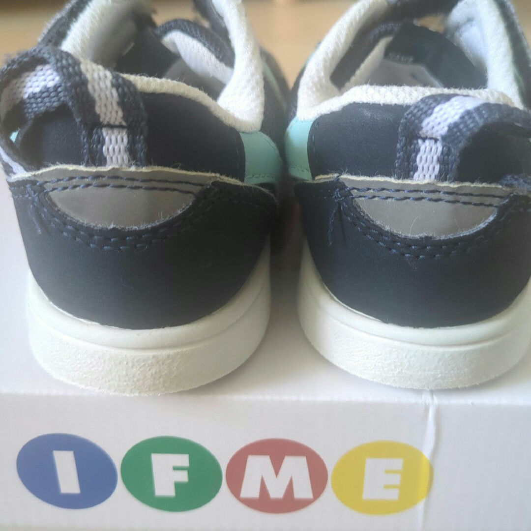 IFME(イフミー)のイフミーbranshes17センチ キッズ/ベビー/マタニティのキッズ靴/シューズ(15cm~)(スニーカー)の商品写真