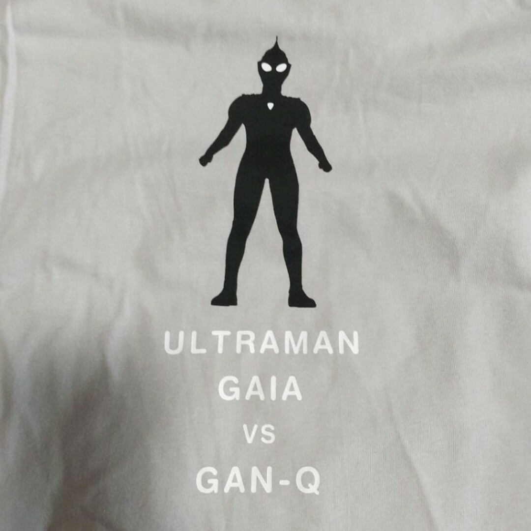 UNIQLO(ユニクロ)の新品タグ付 ウルトラ 怪獣 ガンＱ コラボ XL ユニクロ UT ガイア メンズのトップス(Tシャツ/カットソー(半袖/袖なし))の商品写真