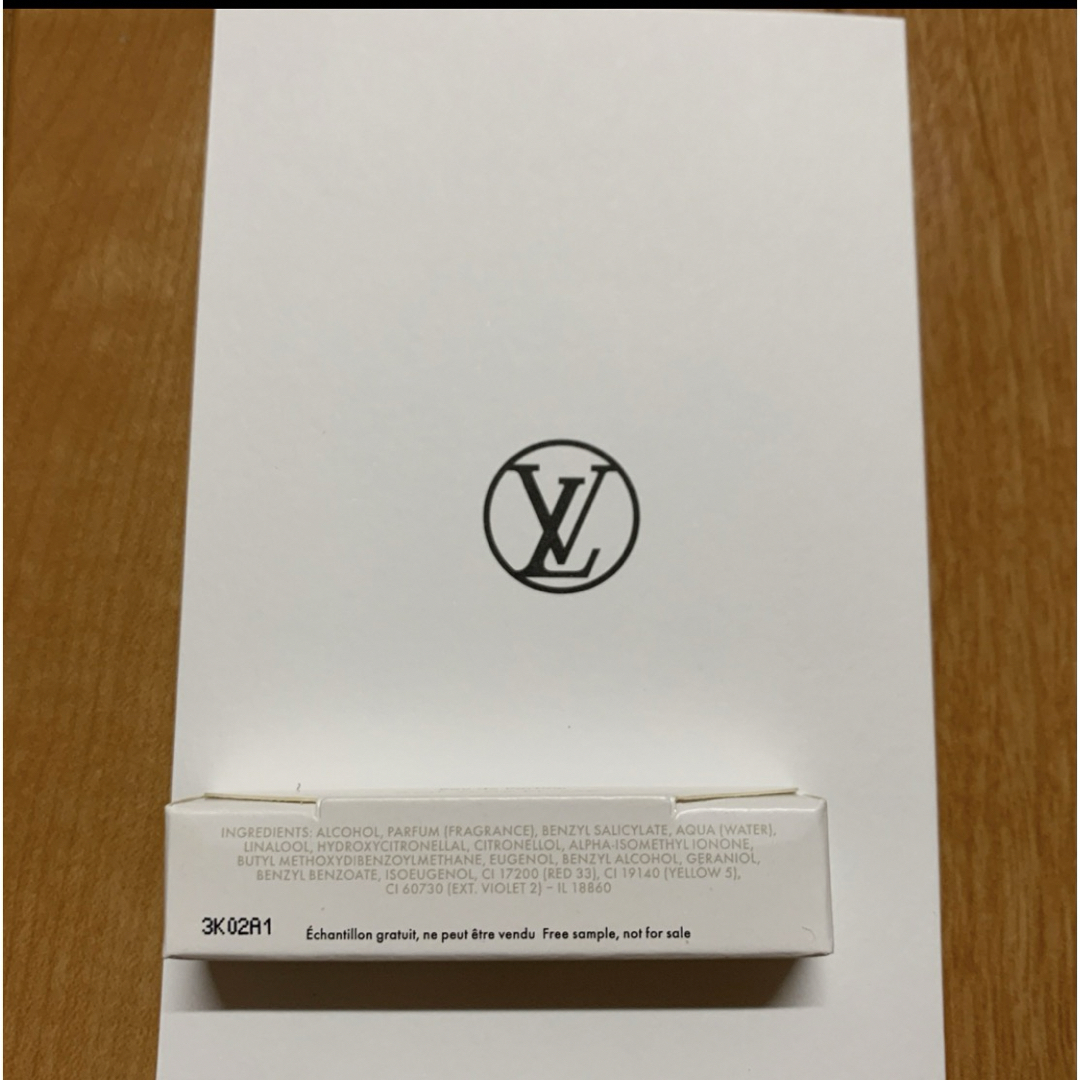 LOUIS VUITTON(ルイヴィトン)のルイヴィトン　LOUIS VUITTON スペルオンユー　サンプル　2ml コスメ/美容のキット/セット(サンプル/トライアルキット)の商品写真