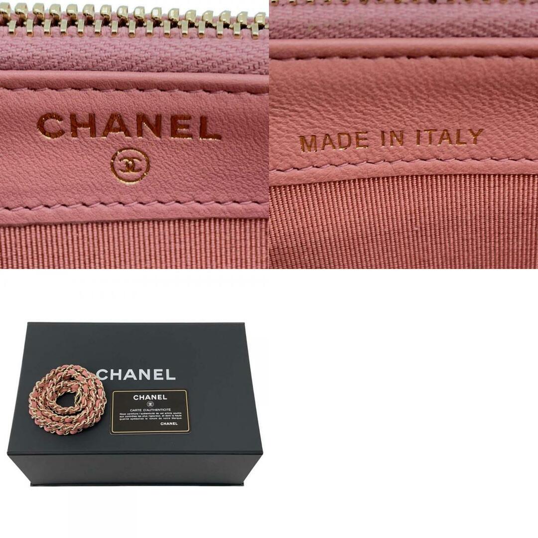 CHANEL(シャネル)のシャネル チェーンウォレット ココマーク マトラッセ ラムスキン A82527 CHANEL ポシェット 財布 レディースのファッション小物(財布)の商品写真