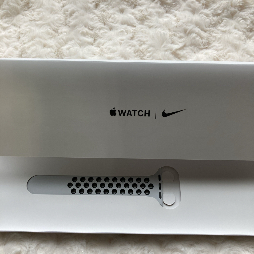 Apple Watch(アップルウォッチ)のAPPLE APPLE WATCH7 NIKE 41 SLAL PLA/ スマホ/家電/カメラのスマートフォン/携帯電話(その他)の商品写真